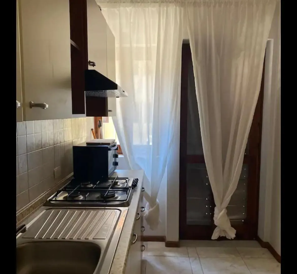 Etnamare Petite Maison ماسكالي 0*,